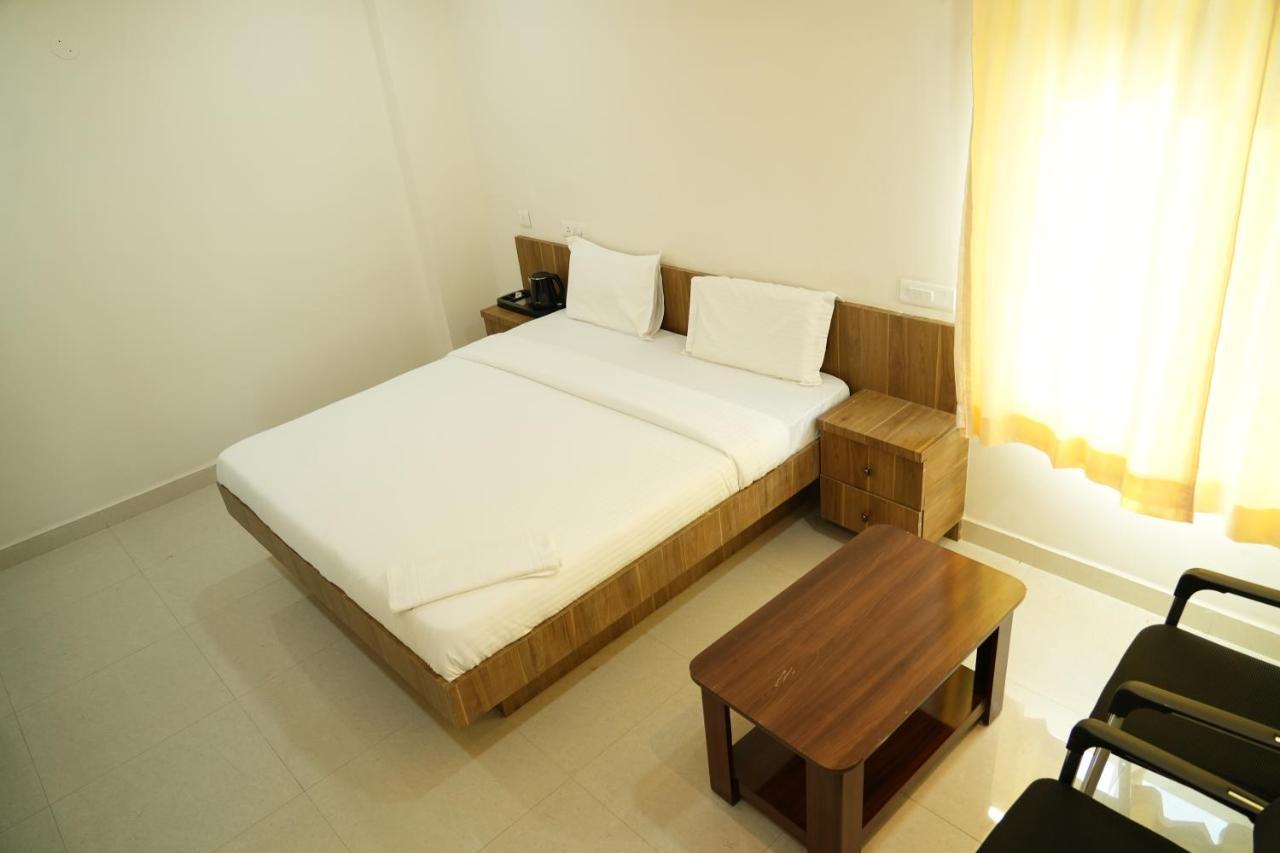 5 Star Grand- Premium Ξενοδοχείο Shamshabad Εξωτερικό φωτογραφία